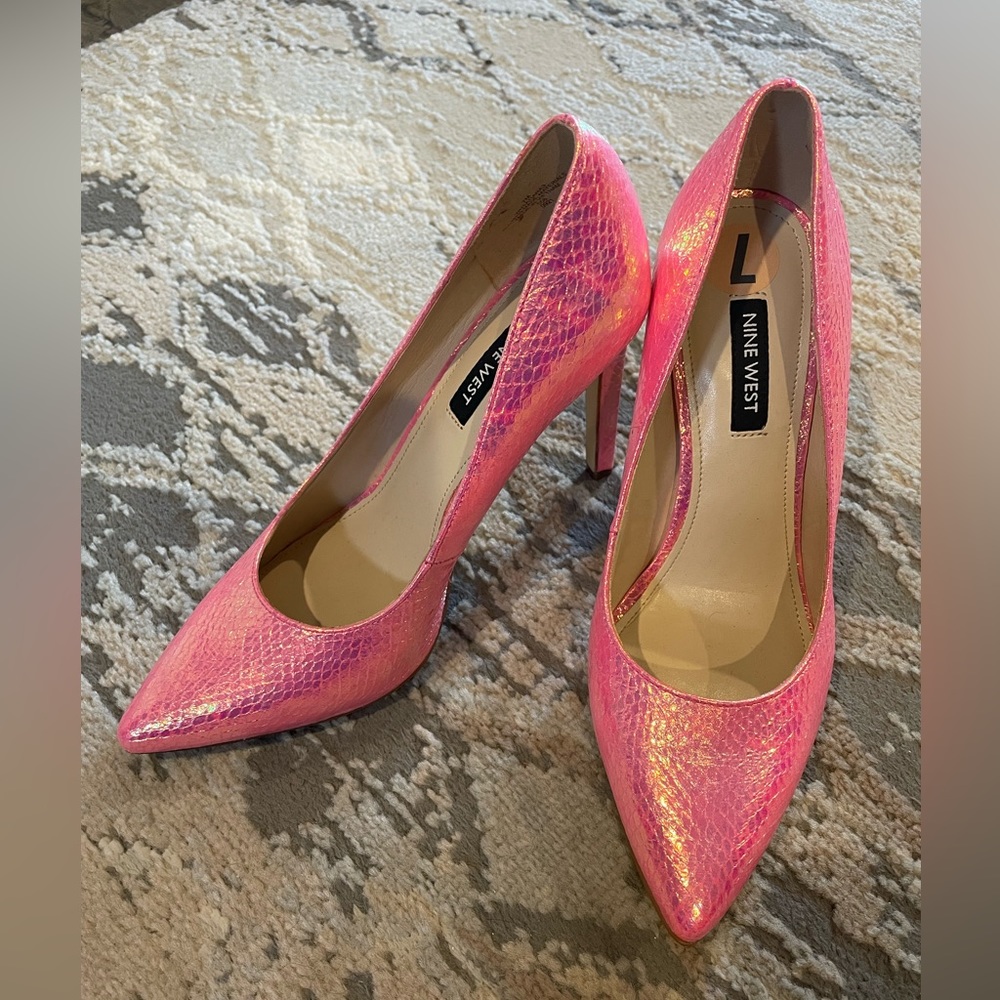 Nine West Pink Iridescent Heels 7